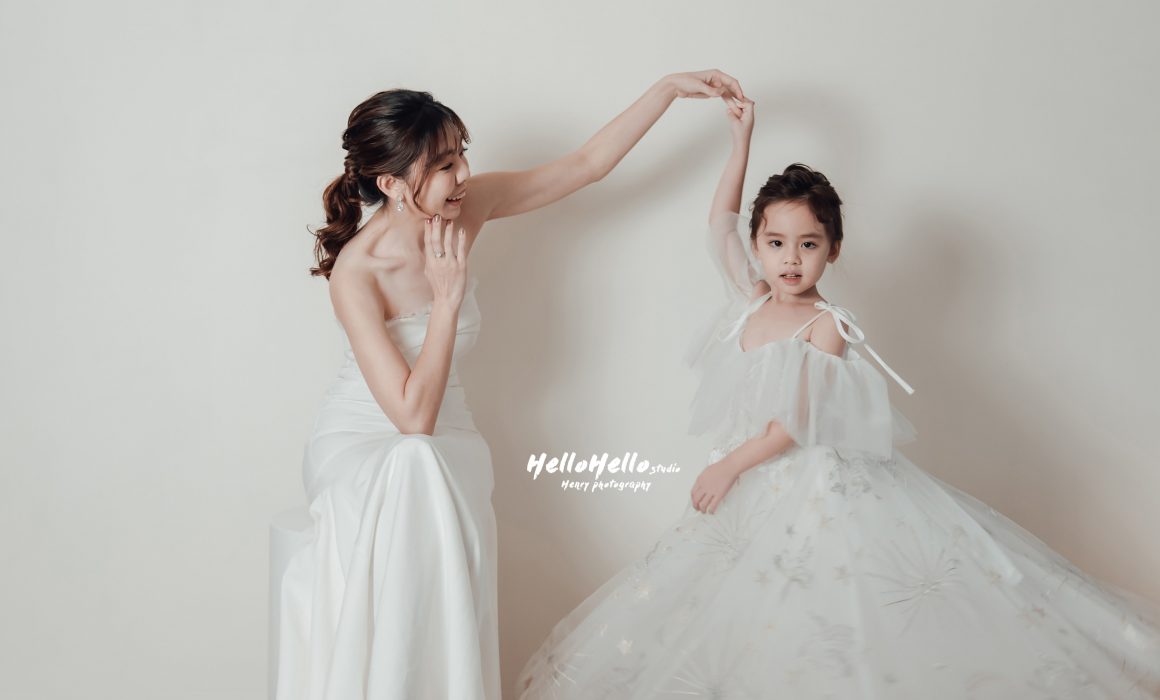 hellohello 打招呼影像工作室 閨蜜婚紗推薦,閨蜜婚紗,閨蜜婚紗寫真,閨蜜婚紗台北, 全家福,閨蜜婚紗風格,閨蜜婚紗新竹, 婚紗,拍婚紗,台北婚紗,婚紗攝影,閨蜜,閨蜜寫真,藝術照,婚紗店,單身婚紗,寫真照,閨蜜婚紗,朋友寫真,藝術寫真,閨密寫真,閨密照,閨蜜照,台北 推薦 閨蜜寫真,台北 推薦 藝術照