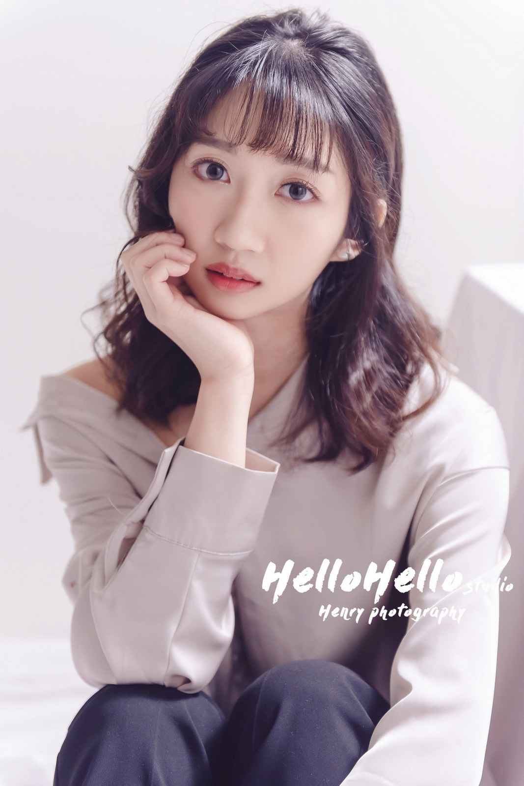 Hellohello 打招呼影像工作室, 個人寫真, 自助婚紗, 婚紗照, 形像照, 藝術寫真, 宣傳照, 台北婚攝, 台北新秘, 婚攝推薦, 新秘推薦, 台北婚紗, 婚紗禮服,禮服單租,婚紗,輕婚紗,白紗,大尺碼婚紗,手工婚紗,婚紗租借,租婚紗,婚紗款式,晚禮服,台北婚紗攝影,自助婚紗,手工婚紗,婚紗出租,禮服出租